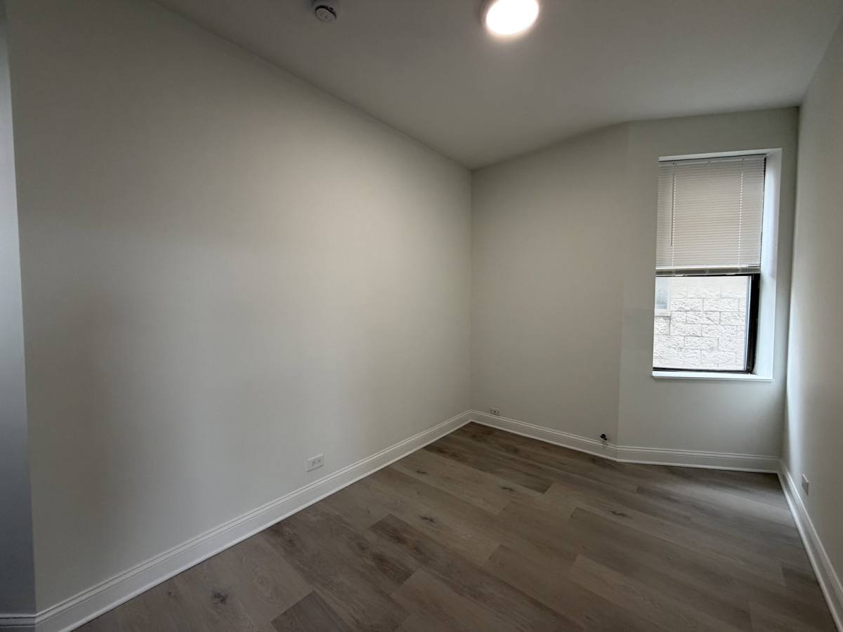 Apartment for rent at 4832 N Winthrop Ave #2W, Chicago, IL 60640