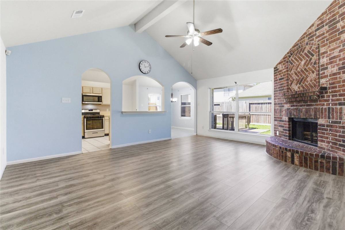 House for rent at 3932 Teal Run Place Court, Fresno, TX 77545