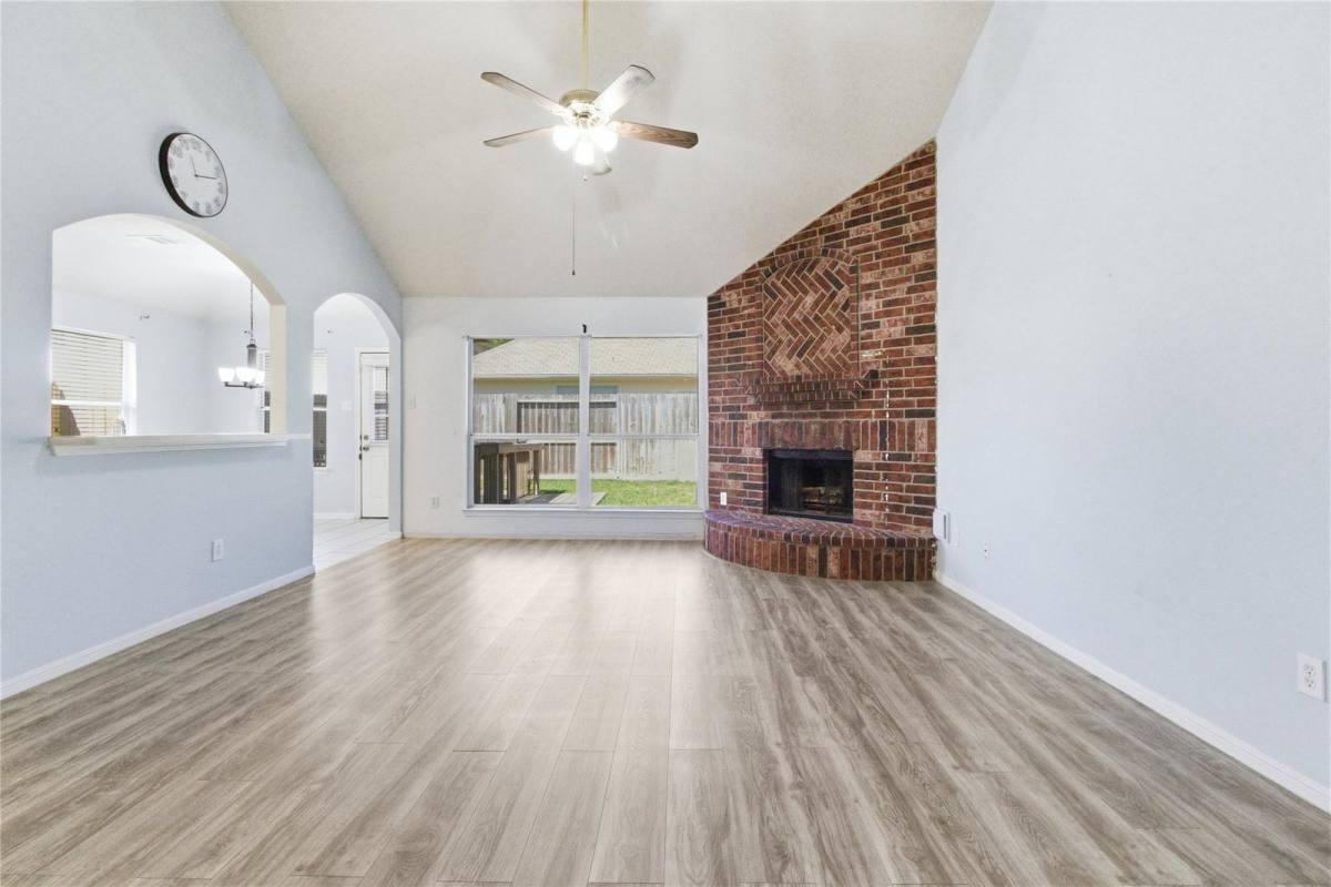 House for rent at 3932 Teal Run Place Court, Fresno, TX 77545