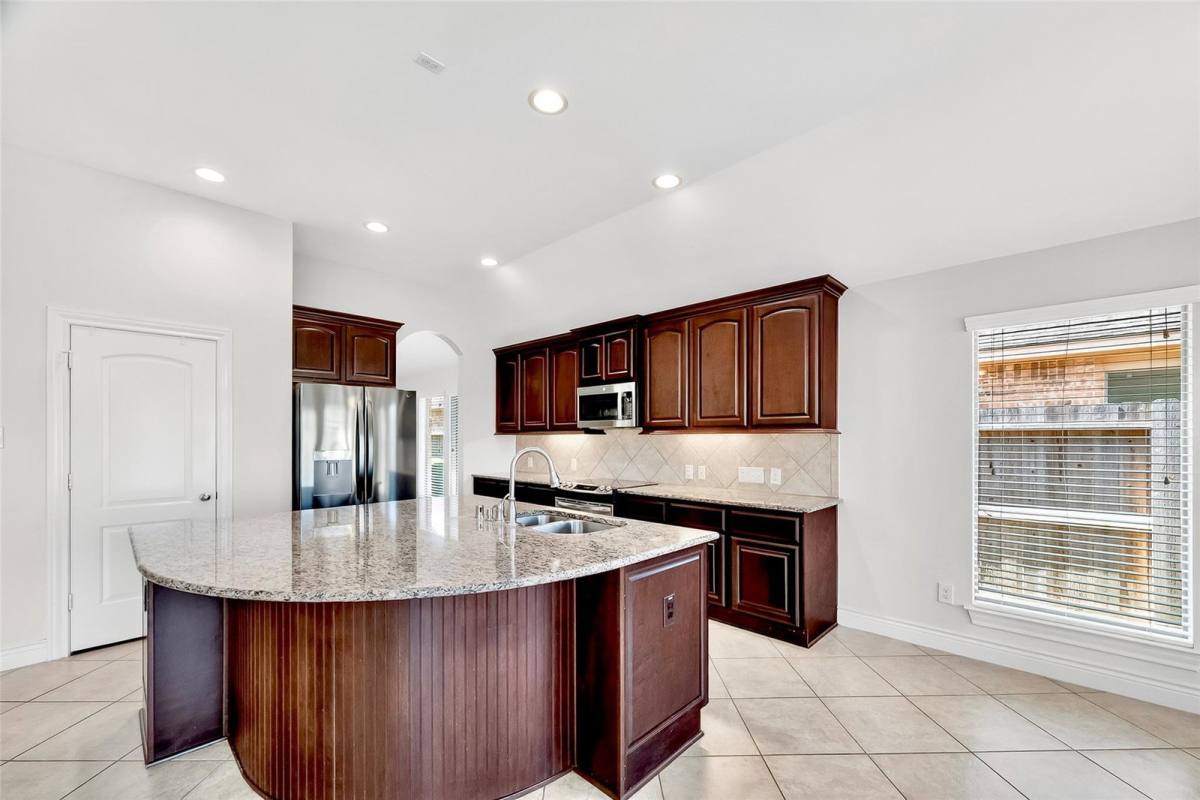 House for rent at 13605 Summer Cloud Lane, Pearland, TX 77584