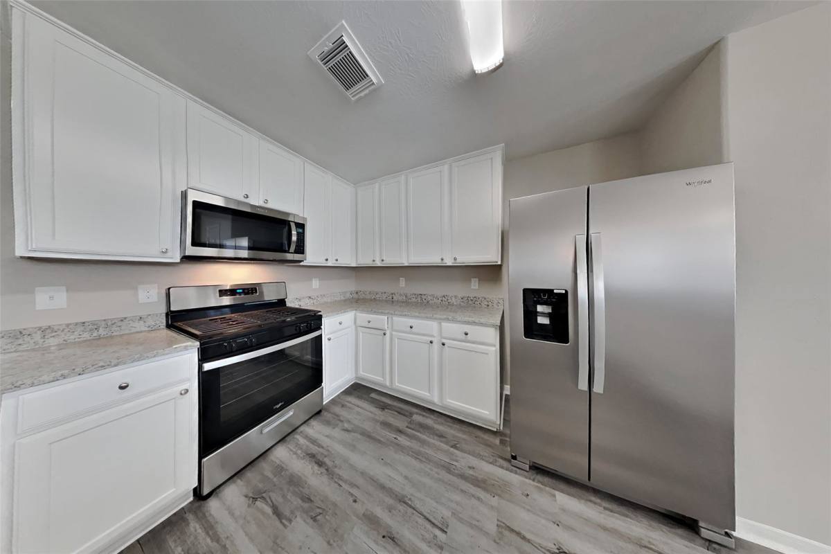 House for rent at 3413 Dorsey Lane, Pearland, TX 77584