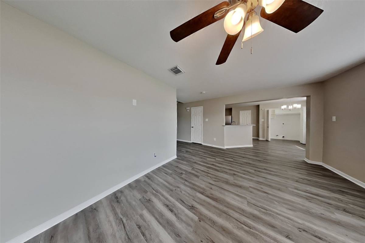 House for rent at 3413 Dorsey Lane, Pearland, TX 77584