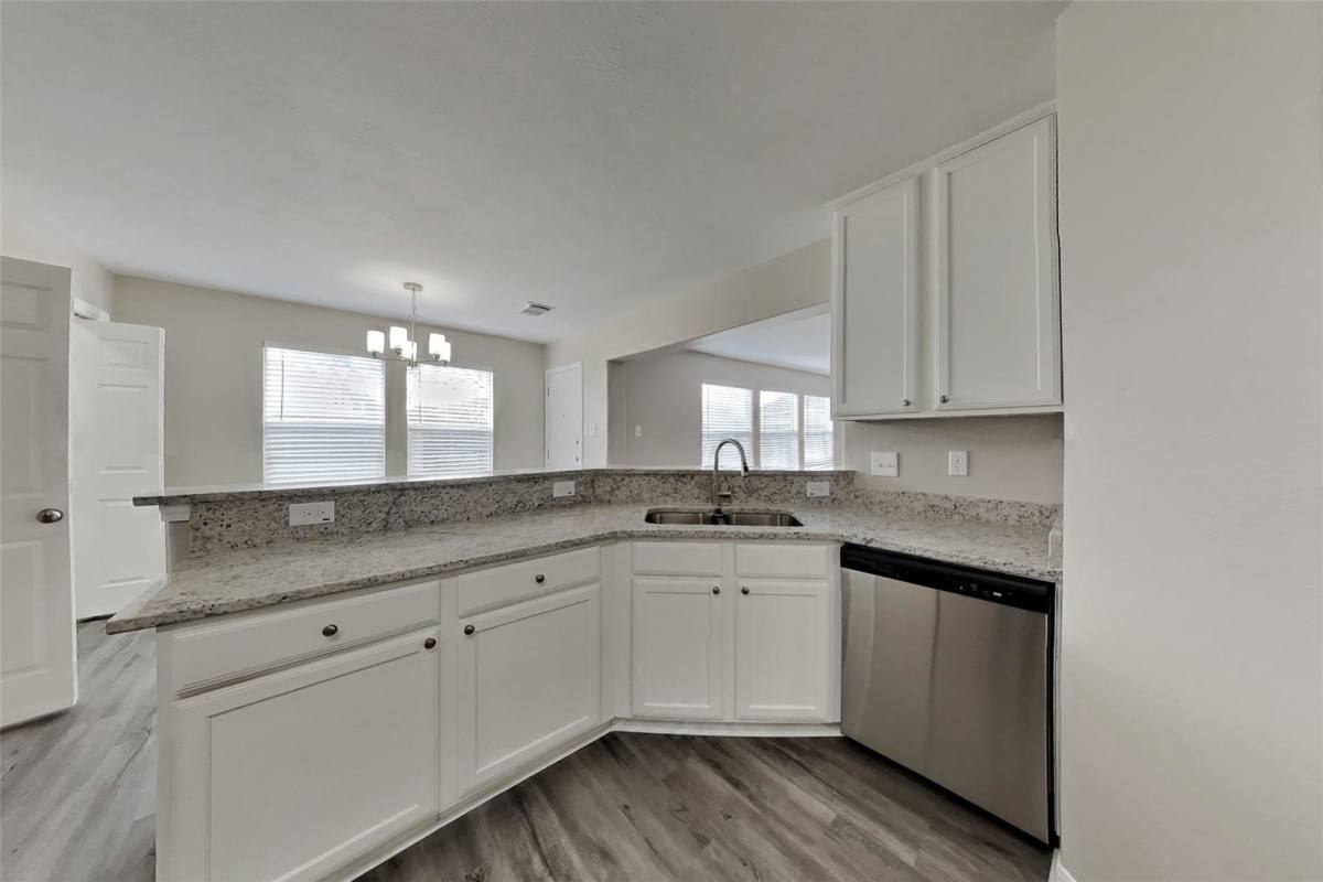 House for rent at 3413 Dorsey Lane, Pearland, TX 77584