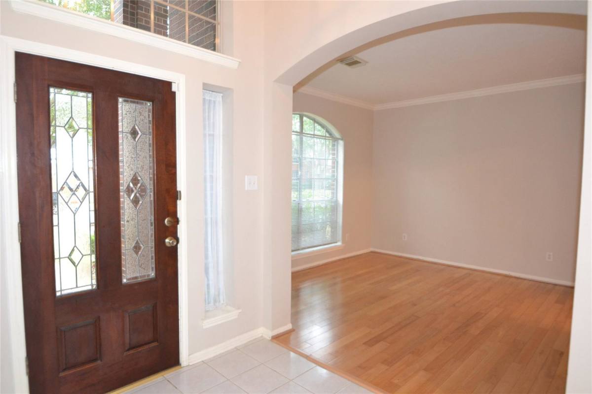 House for rent at 15408 Amesbury Lane, Sugar Land, TX 77478