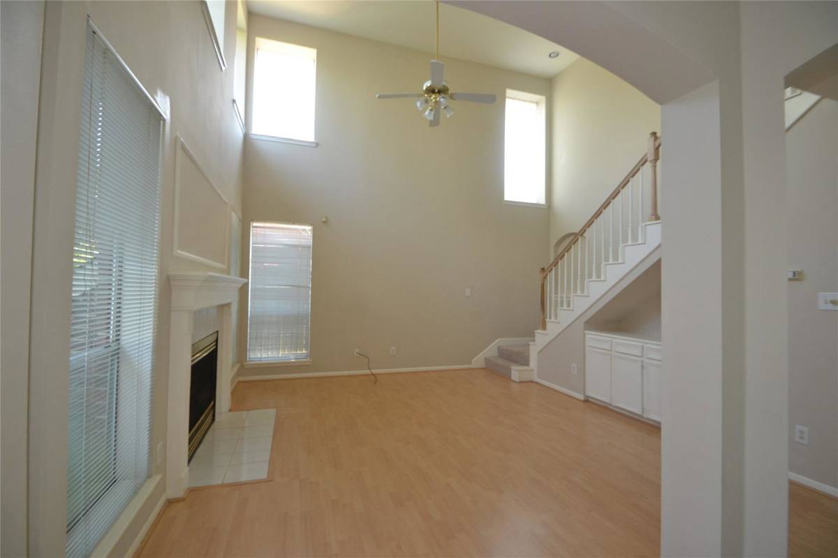 House for rent at 15408 Amesbury Lane, Sugar Land, TX 77478