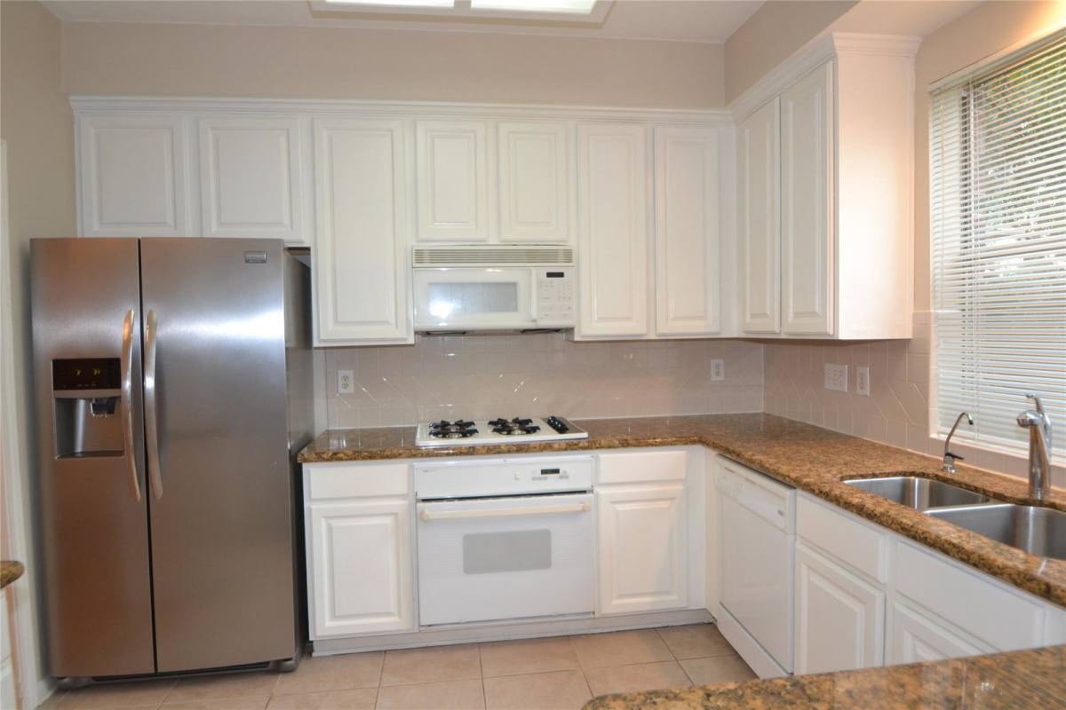 House for rent at 15408 Amesbury Lane, Sugar Land, TX 77478