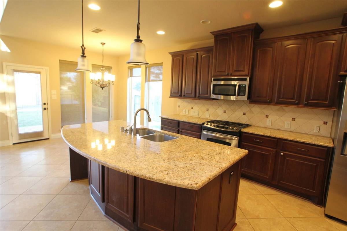 House for rent at 1997 Biscayne Lake Dr, Pearland, TX 77584