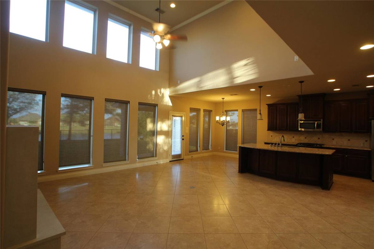 House for rent at 1997 Biscayne Lake Dr, Pearland, TX 77584