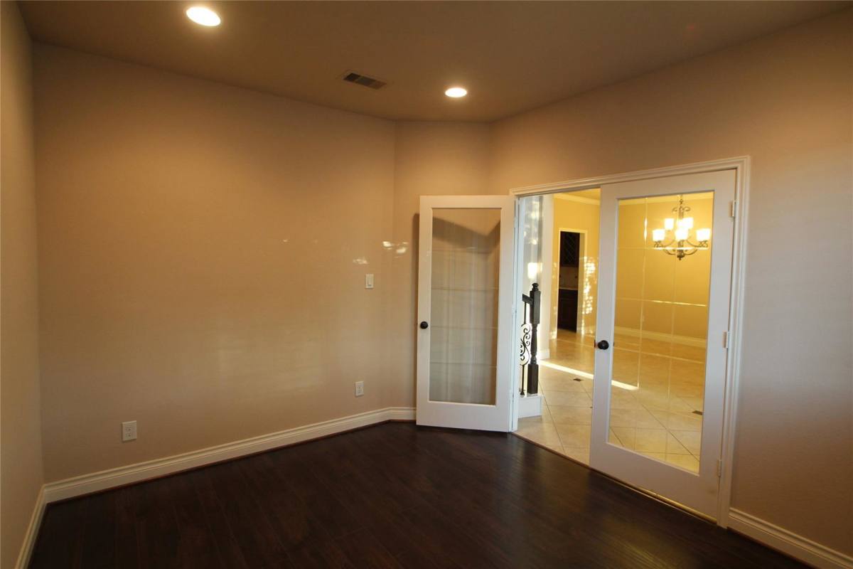 House for rent at 1997 Biscayne Lake Dr, Pearland, TX 77584