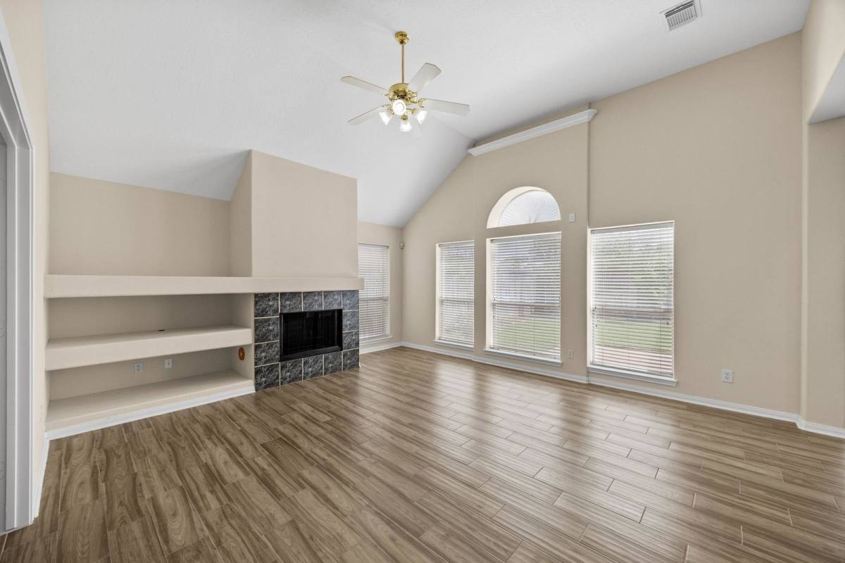 House for rent at 625 S Marathon Way, Stafford, TX 77477