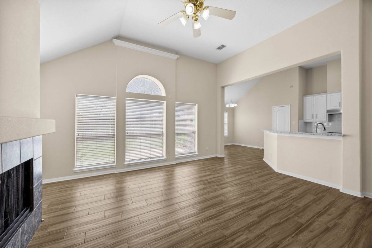 House for rent at 625 S Marathon Way, Stafford, TX 77477