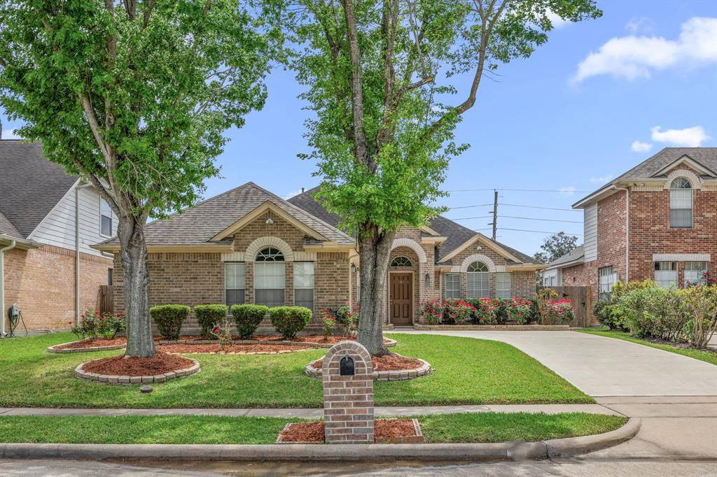 House for rent at 625 S Marathon Way, Stafford, TX 77477