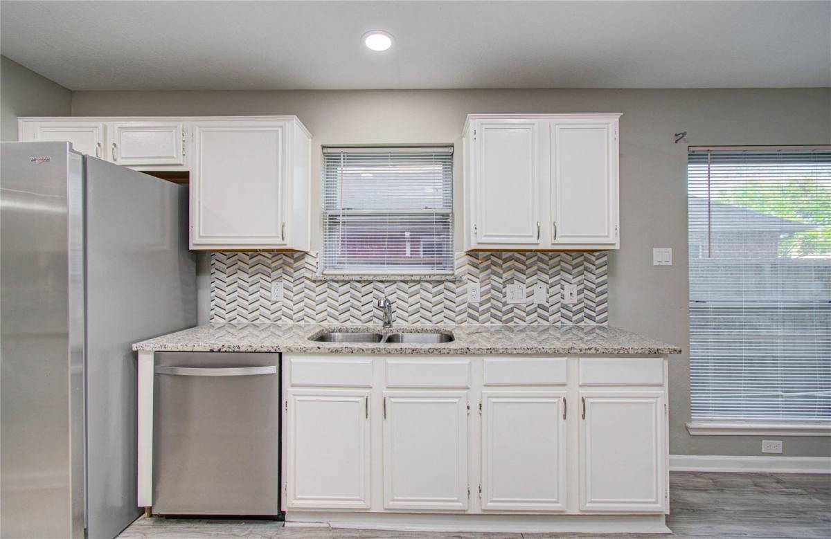 House for rent at 2007 Village Park Dr, Missouri City, TX 77489