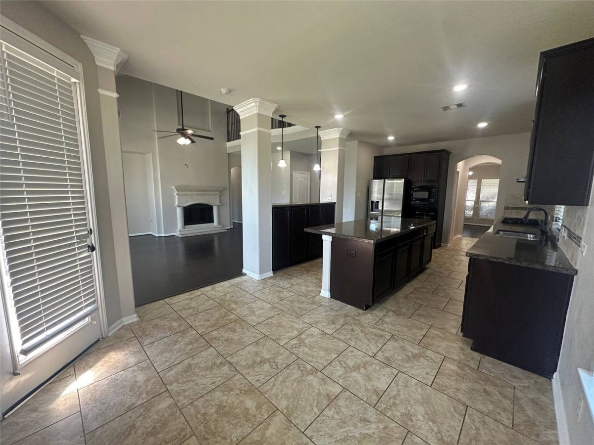 House for rent at 13104 Spear Trail Court, Rosharon, TX 77583