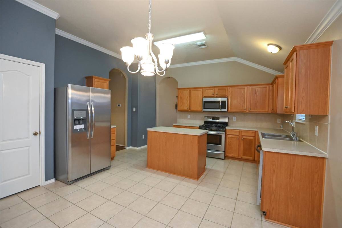 House for rent at 6107 Promenade Lane, Pearland, TX 77584