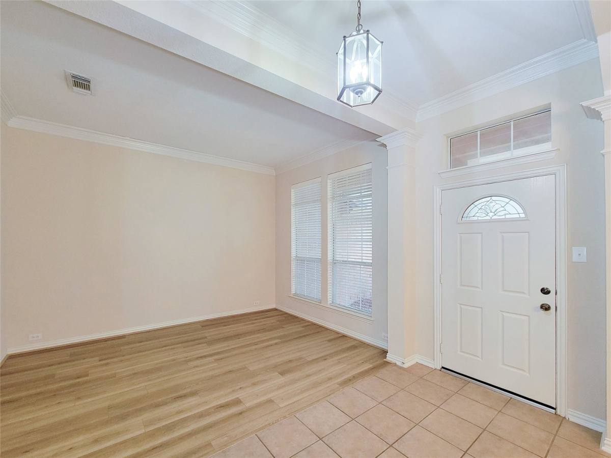 House for rent at 6808 Haley Court, Pearland, TX 77584