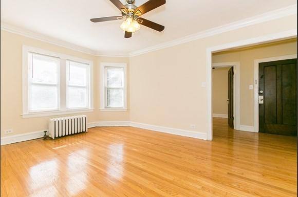 Apartment for rent at 4861 N Paulina, Chicago, IL 60640