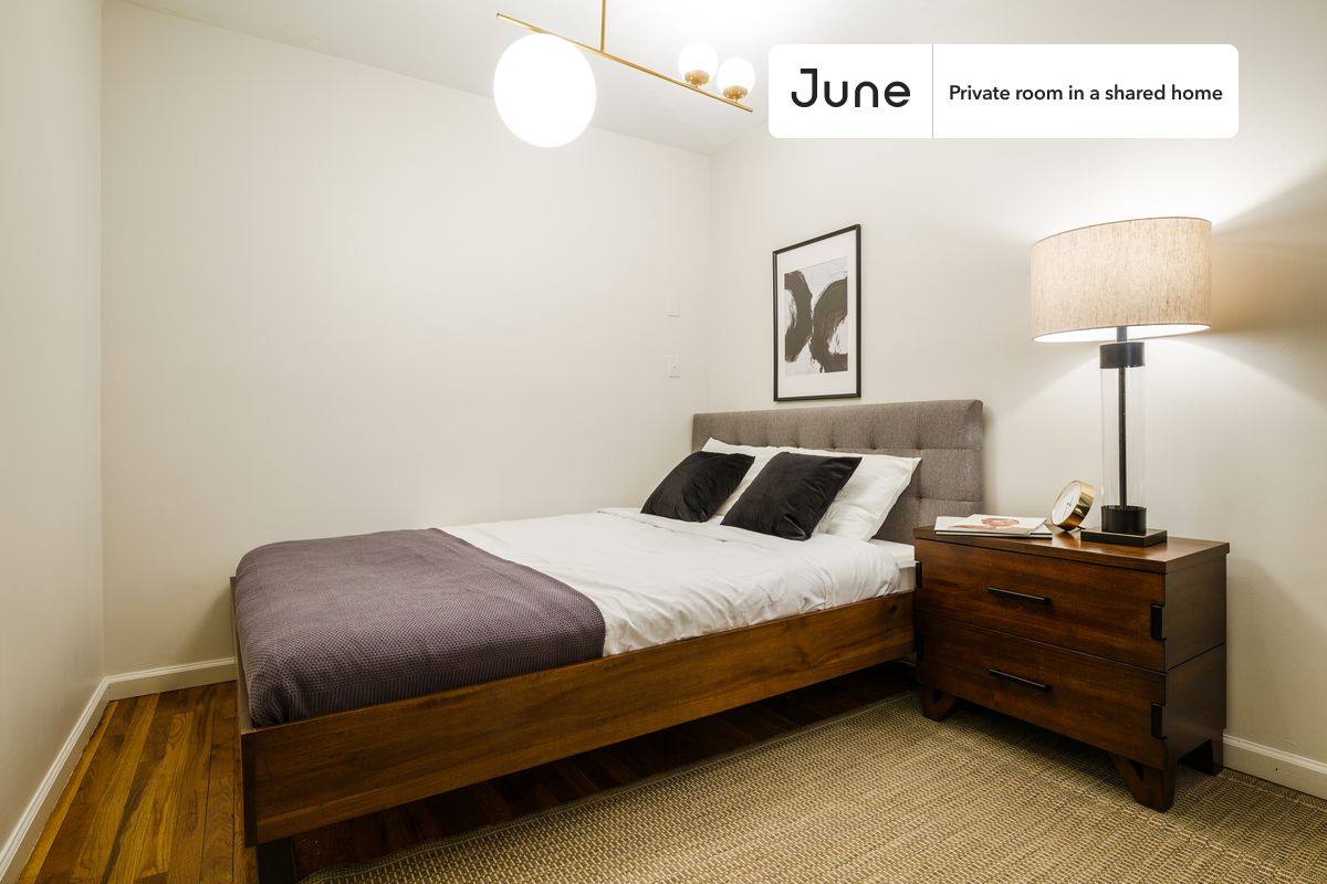 Apartment for rent at 375 E 10th St, New York, NY 10009