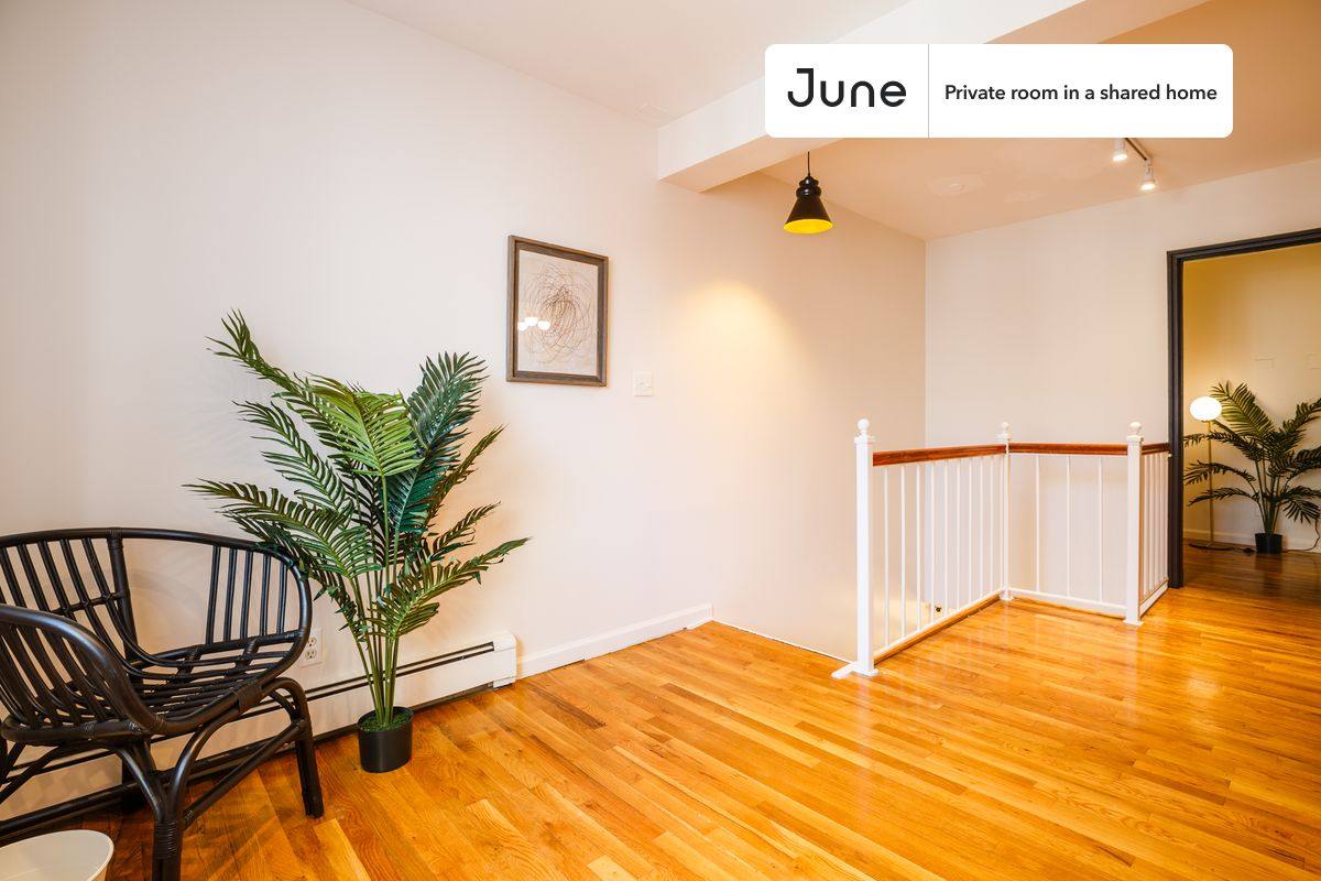 Apartment for rent at 375 E 10th St, New York, NY 10009