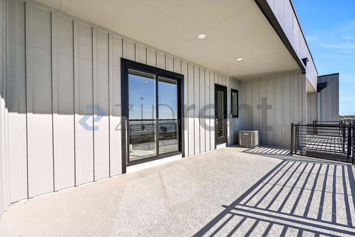 Townhouse for rent at 4413 Anthony Court Lane, Seabrook, TX 77586