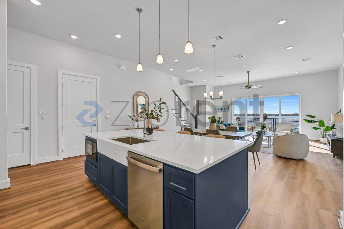 Townhouse for rent at 4413 Anthony Court Lane, Seabrook, TX 77586