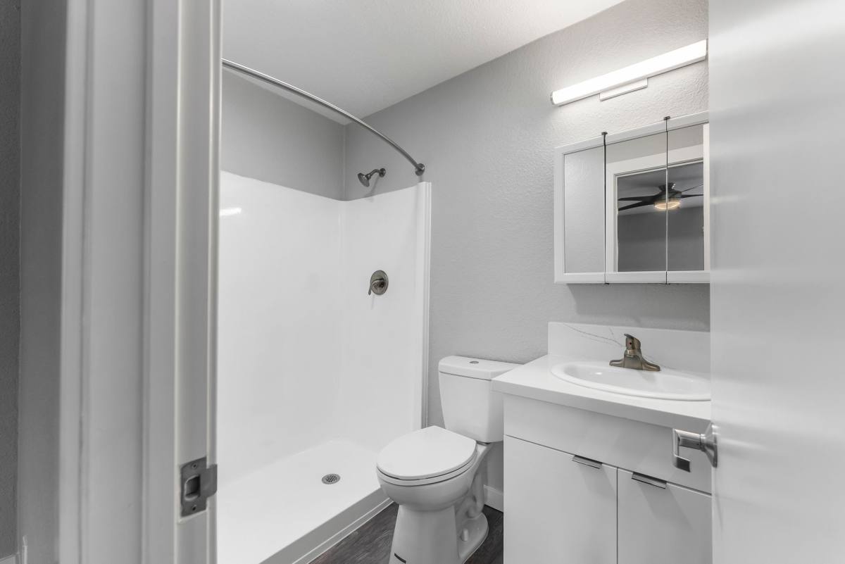 Apartment for rent at 14221 Edwards St, Westminster, CA 92683