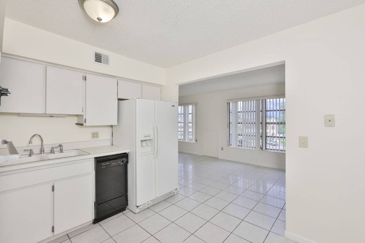 Apartment for rent at 2358 Ecuadorian Way, Clearwater, FL 33763
