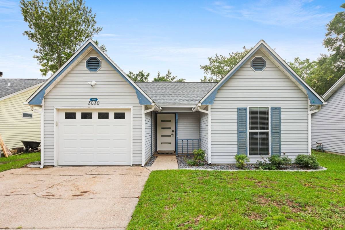 House for rent at 3030 Blue Pine Lane, Niceville, FL 32578
