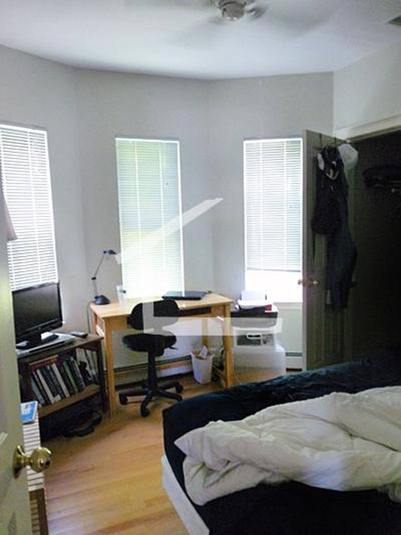 House for rent at 27 Raymond St #2, Allston, MA 02134