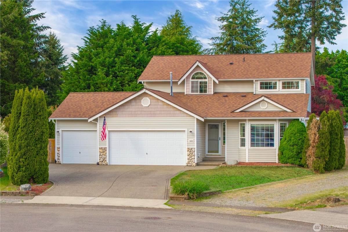 House for rent at 19605 84th Ave E, Spanaway, WA 98387