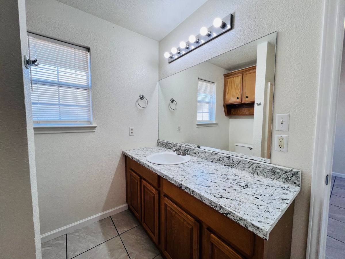 House for rent at 1704 Boydstun Loop, Killeen, TX 76542