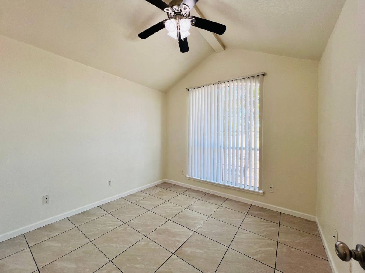House for rent at 1704 Boydstun Loop, Killeen, TX 76542