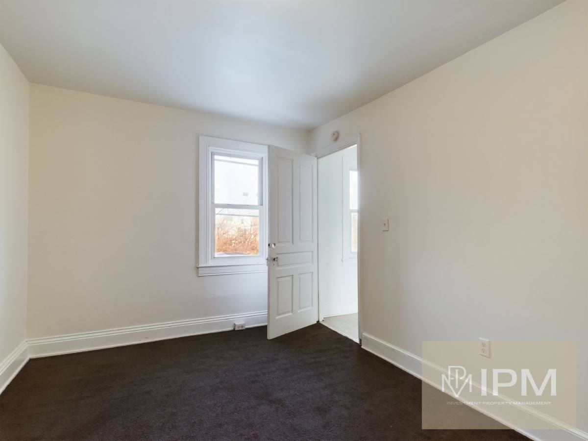 Apartment for rent at 319 N Penn St, York, PA 17401