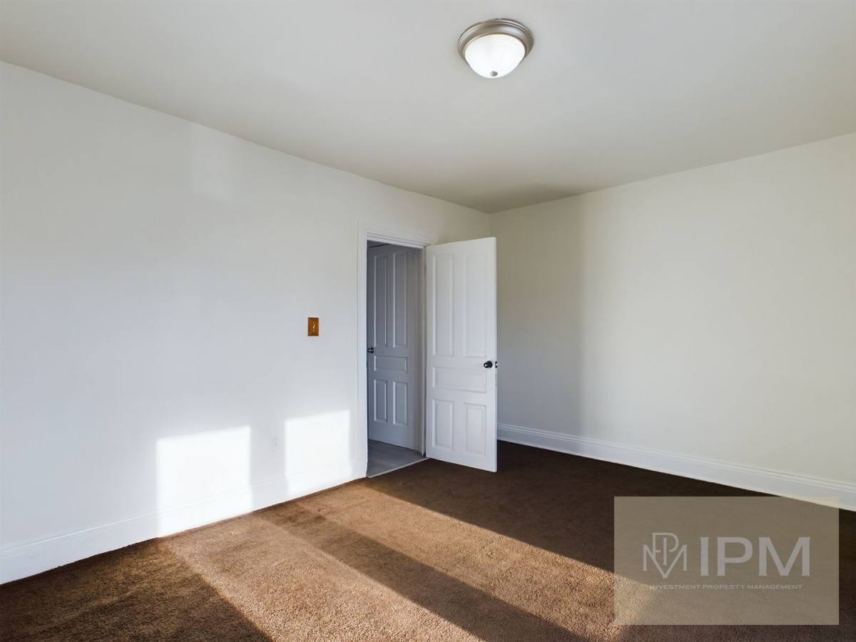 Apartment for rent at 319 N Penn St, York, PA 17401