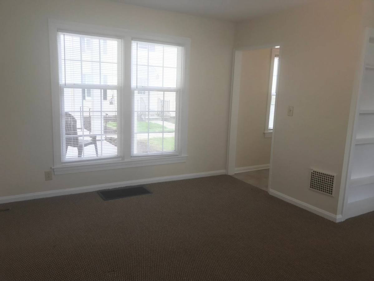 Apartment for rent at 215 Capital Ave, Frankfort, KY 40601