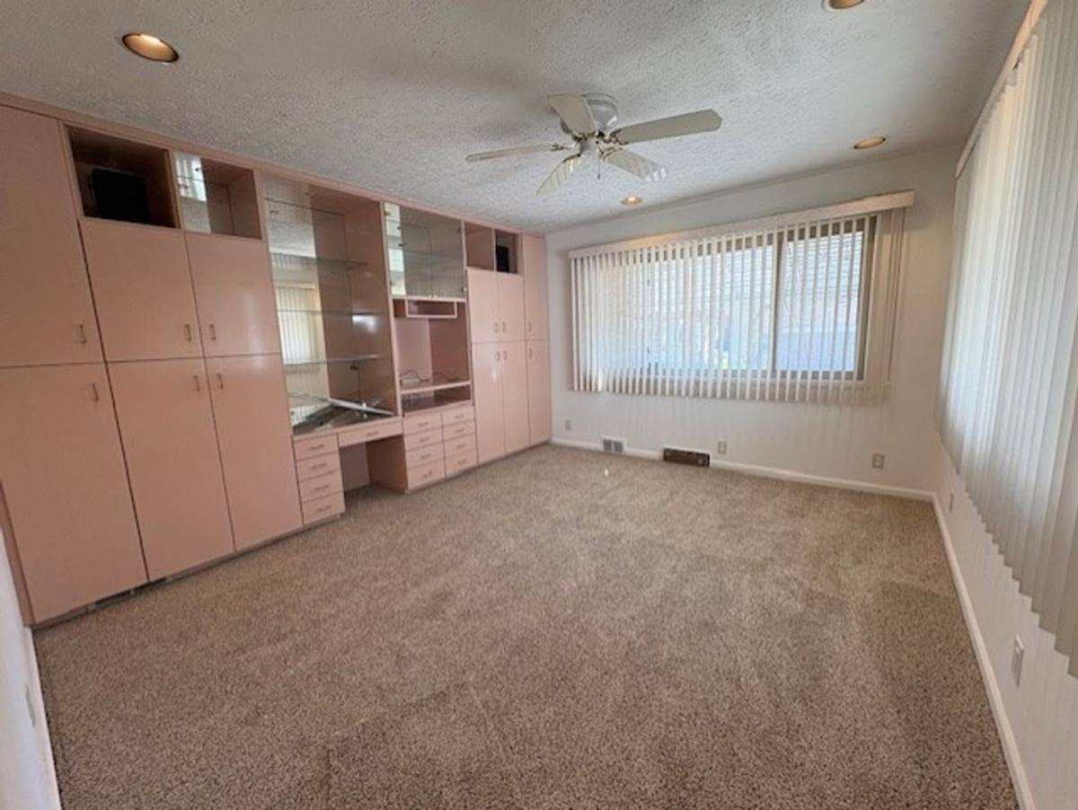 Apartment for rent at 1724 - 1726 Tanglewood Dr, Akron, OH 44313