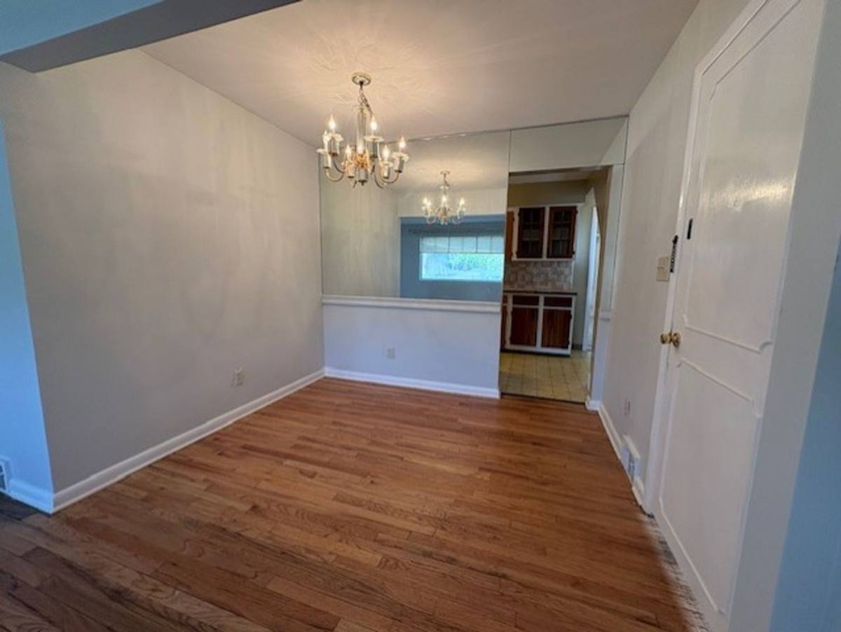 Apartment for rent at 1724 - 1726 Tanglewood Dr, Akron, OH 44313