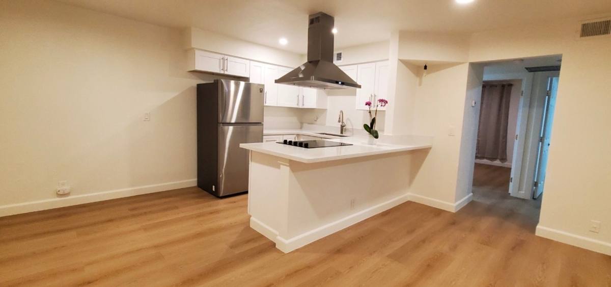 Apartment for rent at 2121 Oceanus Lane, Las Vegas, NV 89115