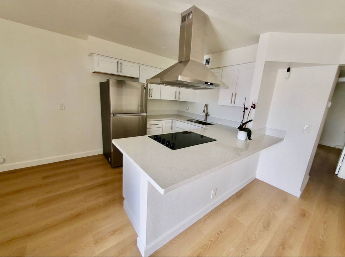 Apartment for rent at 2121 Oceanus Lane, Las Vegas, NV 89115