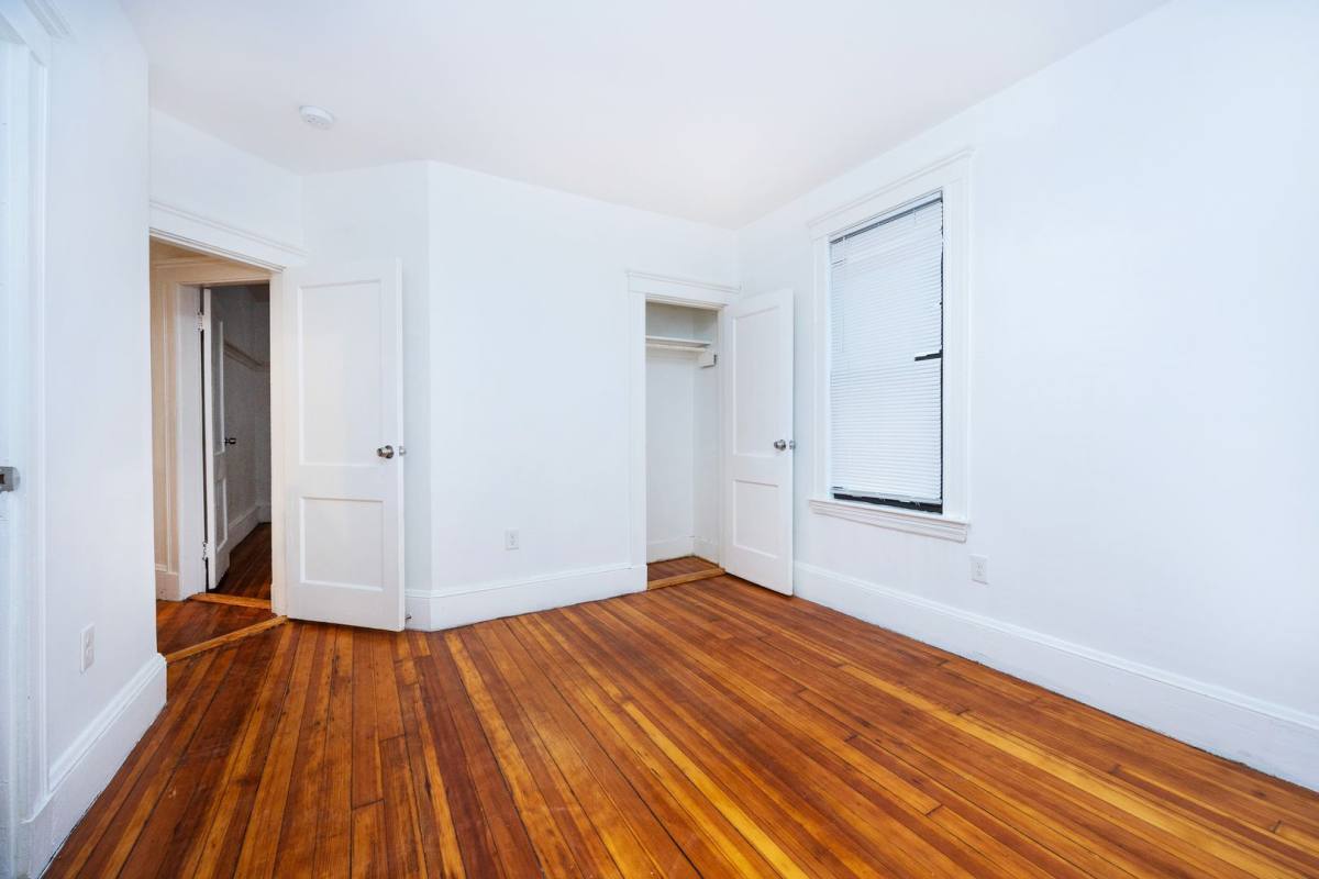 Apartment for rent at 120 Browne St #2, Brookline, MA 02446