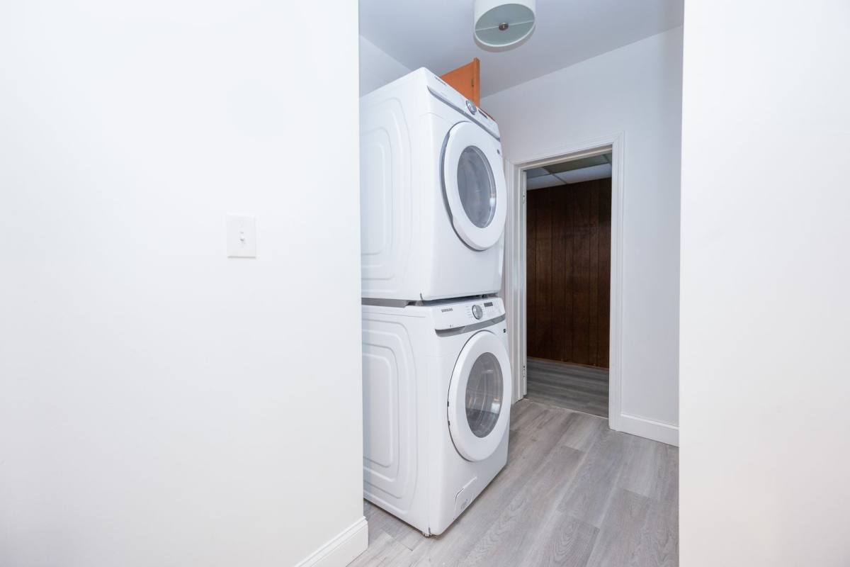Apartment for rent at 120 Browne St #2, Brookline, MA 02446