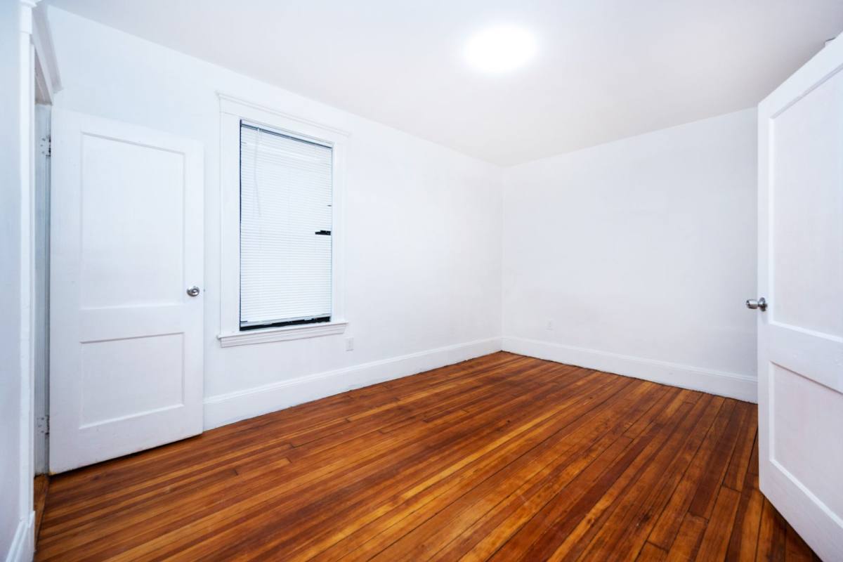 Apartment for rent at 120 Browne St #2, Brookline, MA 02446