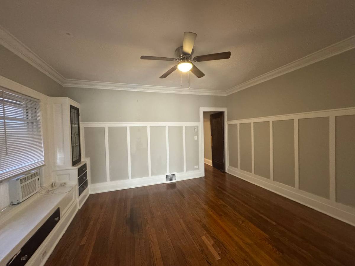 Apartment for rent at 1365 Phelps Ave, Lakewood, OH 44107
