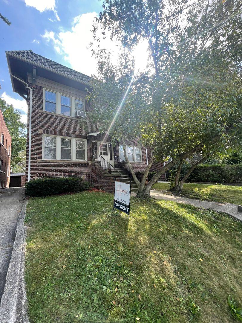 Apartment for rent at 1365 Phelps Ave, Lakewood, OH 44107