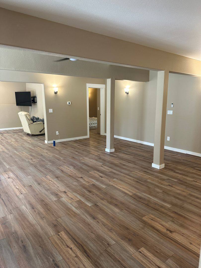 Apartment for rent at 1400 W 47th Ave, Anchorage, AK 99503