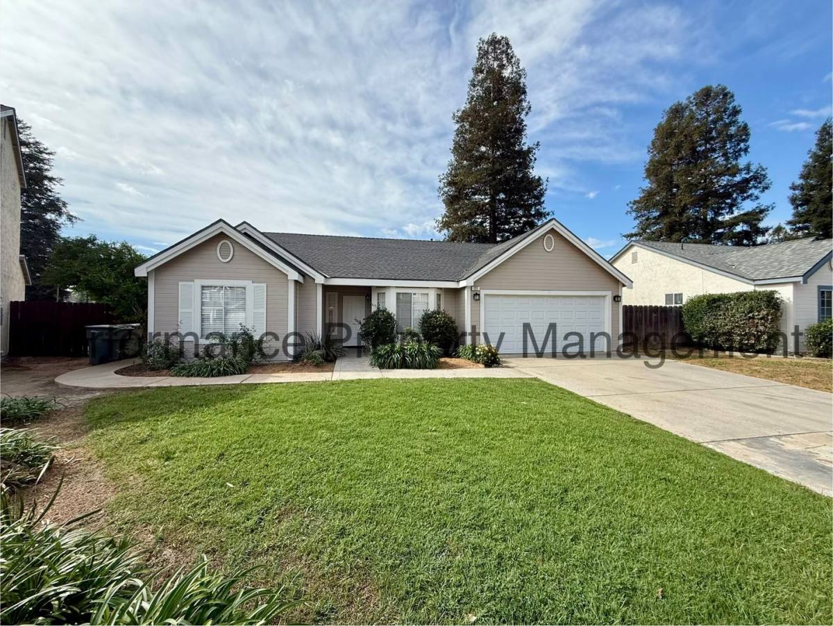Apartment for rent at 8735 N Cedar Ave, Fresno, CA 93720