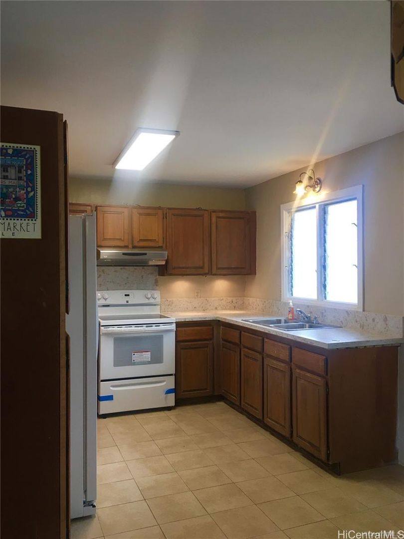 House for rent at 3333 Paalea St, Honolulu, HI 96818