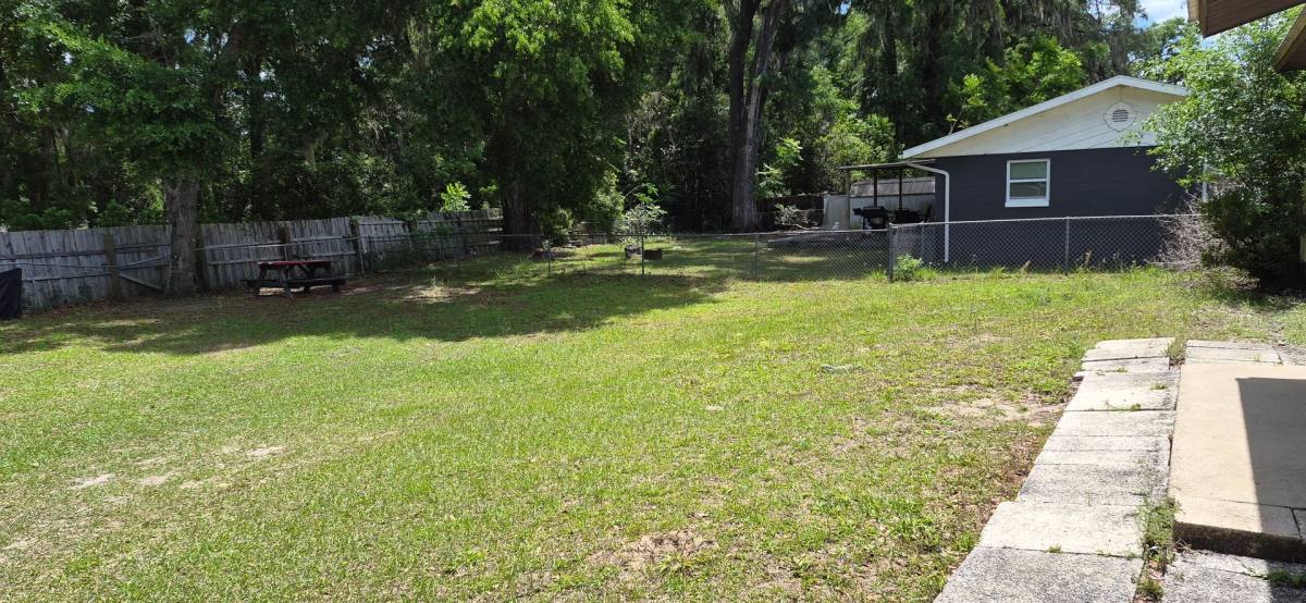 House for rent at 10613 SE 54th Ave, Belleview, FL 34420