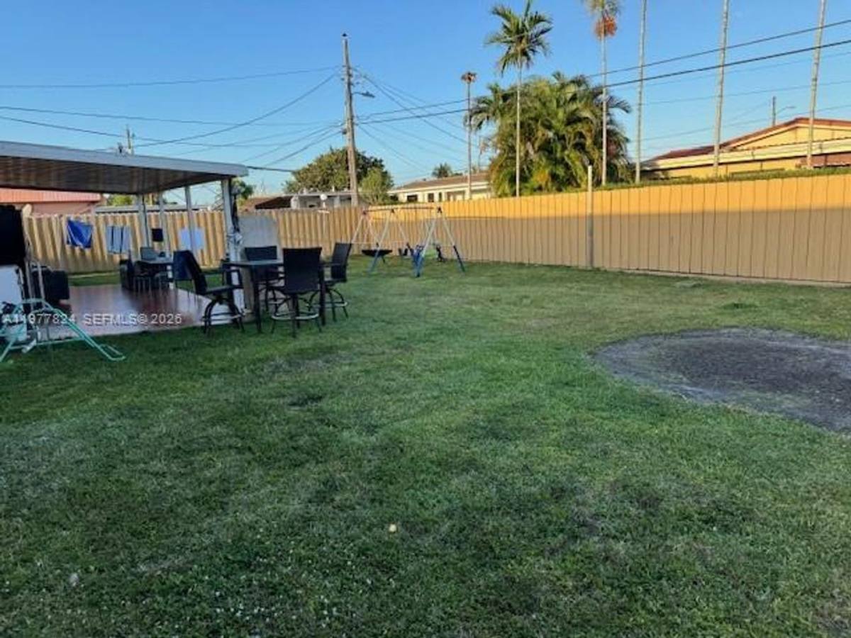 House for rent at 1325 W 4 Lane, Hialeah, FL 33010