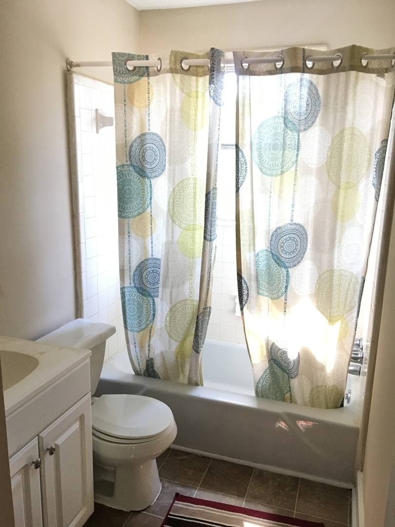 Apartment for rent at 610 W 5th, Gastonia, NC 28052